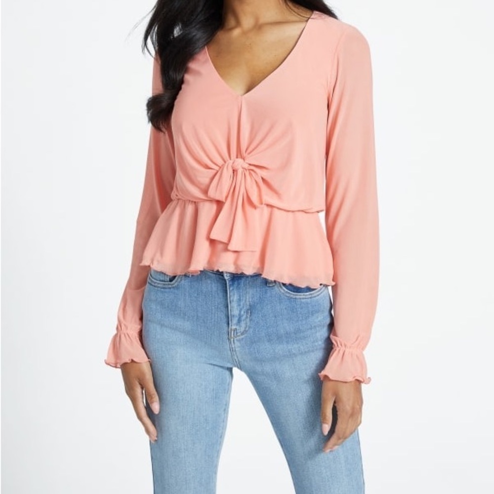 🌿 NEW Guess LS Sustainable Dina Top – Size Small – Eco-Friendly! 🌿